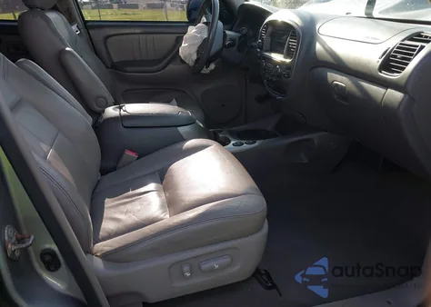 2005 Toyota Sequoia Limited V8 из США, поврежденный, VIN 5TDBT48A55S236796